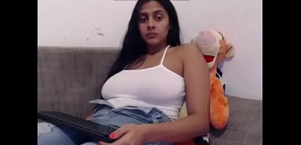  Indian horny girl nude on cam myhotporn.com